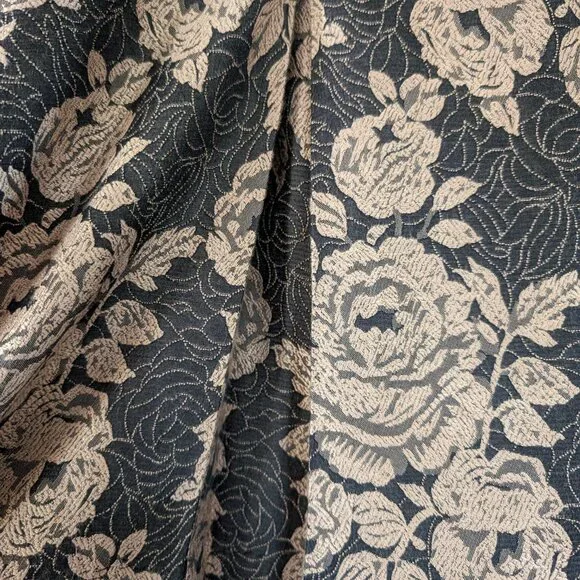 Ann Taylor Flute Skirt with Metallic Floral Pattern - Sz 8P - Picture 5 of 9